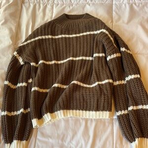 SHEIN Chunky Knit Sweater with Gold White Stripes
